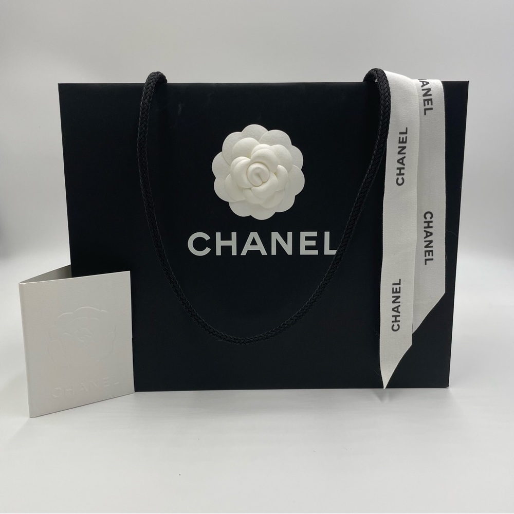 Chanel medium paper gift bag set (no receipt holder)